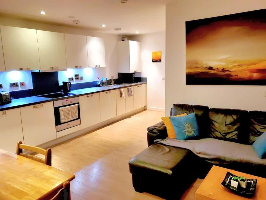 Battersea Power Station Suite London Eksteriør bilde